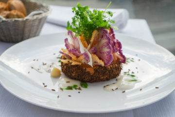 Hotel & Gasthaus Krone - Bunter Blumenkohl aus dem vegetarischen Menü