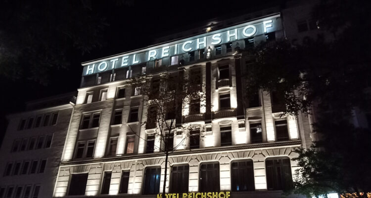 Hotel Reichshof Hamburg - Hotel am Abend